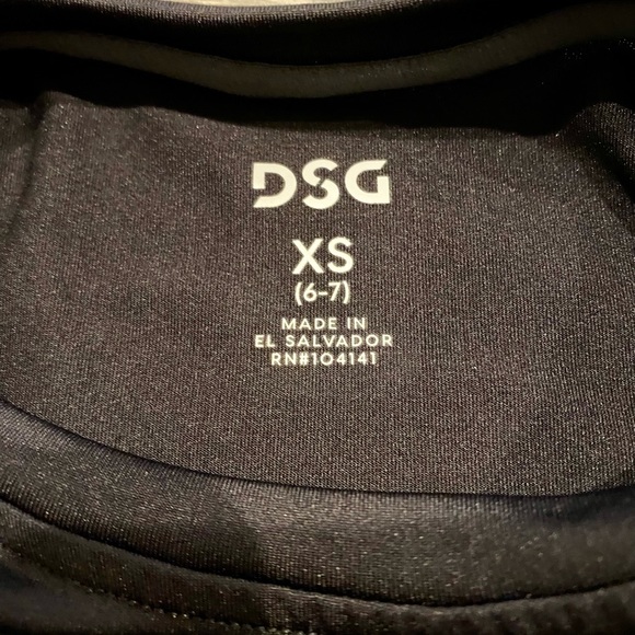 DSG Boys Compression Pants and Shirt barely worn size XS 6-7 - Picture 2 of 3